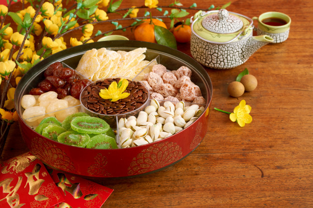 12 Lucky Chinese New Year Foods for 2023