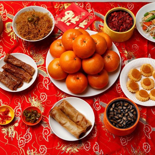 How to Welcome the CNY 2025 with Traditional and Lucky Foods